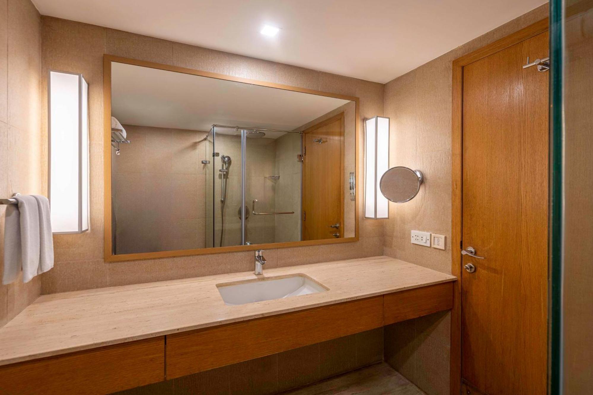 Svelte Delhi, A Member Of Radisson Individuals Ξενοδοχείο Νέο Δελχί Εξωτερικό φωτογραφία