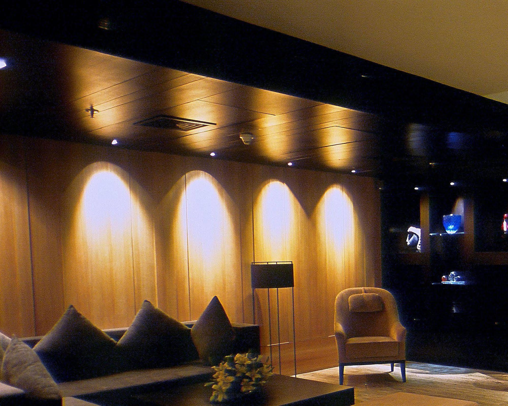 Svelte Delhi, A Member Of Radisson Individuals Ξενοδοχείο Νέο Δελχί Εξωτερικό φωτογραφία